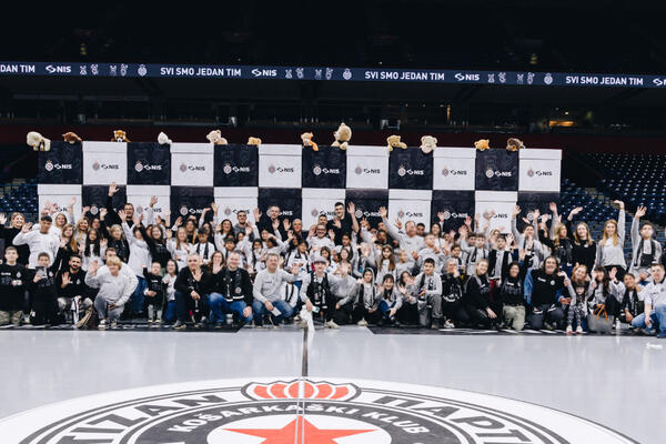 NIS i KK Partizan obezbedili zimsku opremu za 600 dece