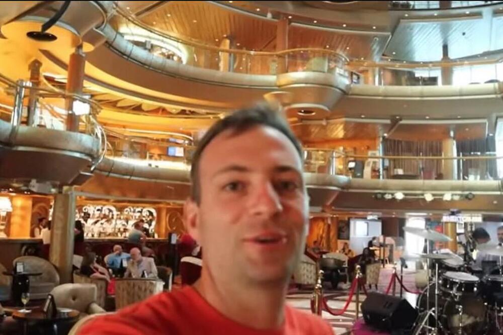 7 DANA KRSTARENJA JEFTINIJE NEGO 10 DANA U CRNOJ GORI: Beograđanin obišao RAJ NA ZEMLJI pa se šokirao CENAMA! VIDEO