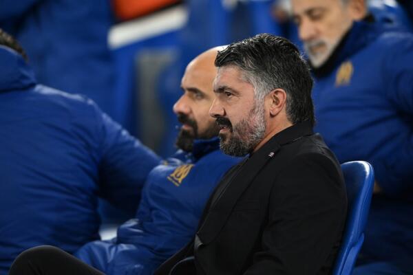 OZOGLAŠENA ITALIJANSKA MAFIJA UDARILA NA GATUZA I NJEGOVU PORODICU! Rino razmišlja o iseljenju najmilijih (FOTO)