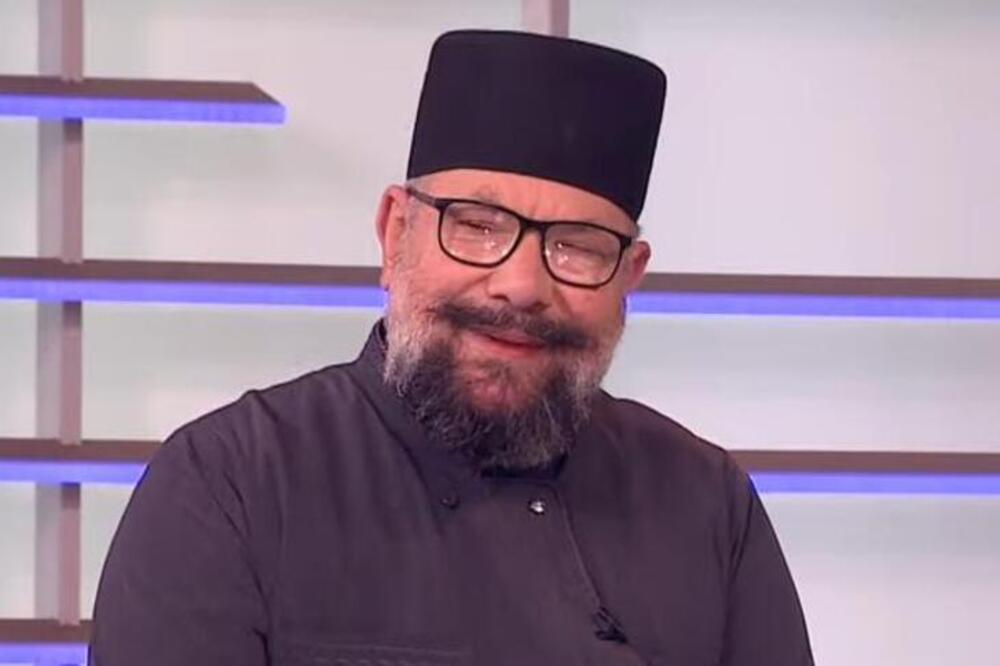 DA LI SE U PRAVOSLAVLJU PALI SVEĆA ZA KUĆNOG LJUBIMCA? Oca Gligorija pitali ovo, a njegova reakcija je...