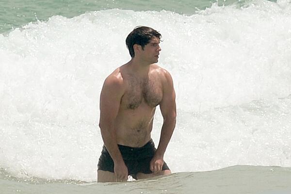 "NISAM PEREMESTIO SVOJU STVAR" Miljenik žena se našao u KRITIČNOJ SITUACIJI kada je ova devojka BILA NA NJEMU, ŠOK