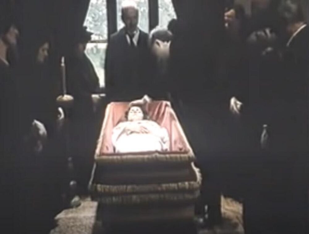 Film Sveto mesto iz 1990. godine