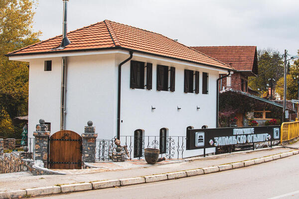 POČELI OD ŠUPE, A SAD SVE VRVI OD POSLA: Milosavljevići razvili PORODIČNI BIZNIS na kom bi im SVAKO POZAVIDEO!