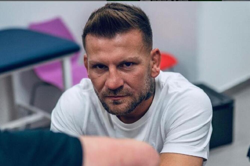 OGLASILA SE KOMŠINICA STANISLAVA KROFAKA: Otkrila kakav je on PRIVATNO, ovo je ISTINA o njegovoj vezi sa Mionom