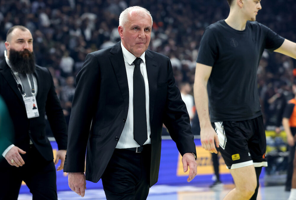 Željko Obradović na utakmici Partizana i Bajerna iz Minhena