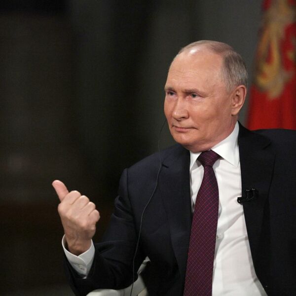 Najjači vic koji je ispričao Vladimir Putin tera suze na oči: Dolazi špijun u KGB i kaže... (VIDEO)