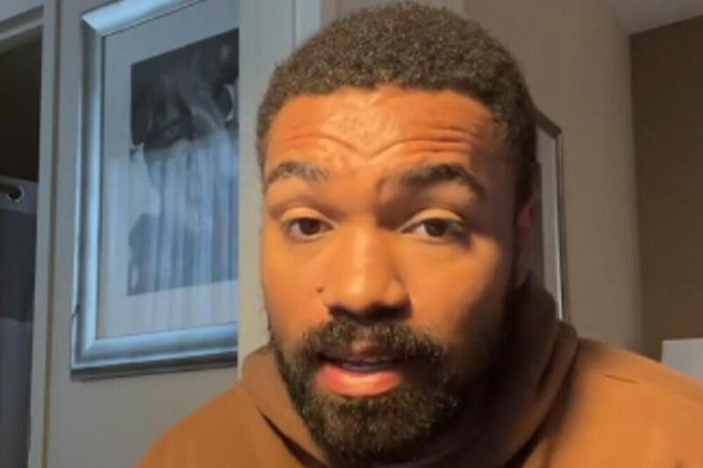 GENIJALNO OTKRIĆE ČOVEK OTVARA KONZERVU BEZ UPOTREBE PRSTIJU: Ostaviće vas NEMIM sledećih SAT VREMENA (VIDEO)