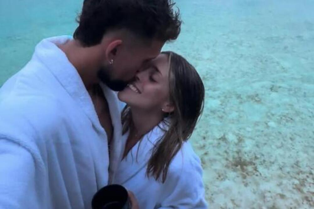 NOVI FUDBALER ČUKARIČKOG "ŠETA BOMBU!" Zadnjica od koje zastaje dah (FOTO)