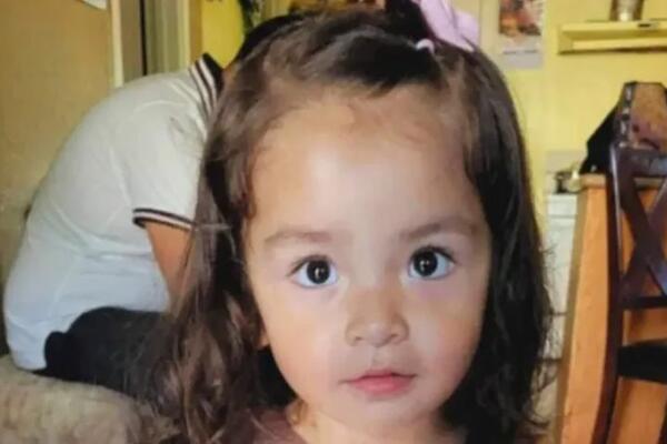 MAMA MARIJA UHAPŠENA ZA UBISTVO ĆERKICE MIJE: Vozila danima telo devojčice u kolima