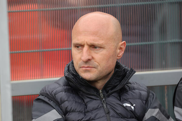 GLAVOBOLJA ZA DULJAJA: Veliki problem za trenera Partizana!