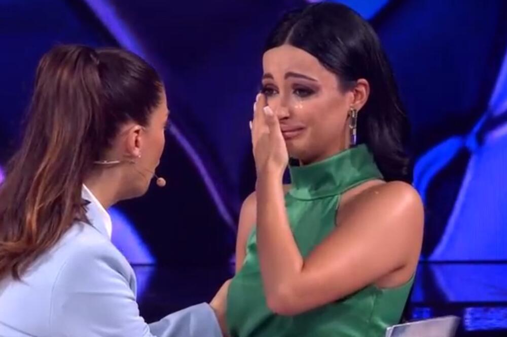 PEVAČICA LIJE SUZE U STUDIJU ZBOG KOMENTARA, SVI JE TEŠE: Marija Šerifović ODMAH reagovala