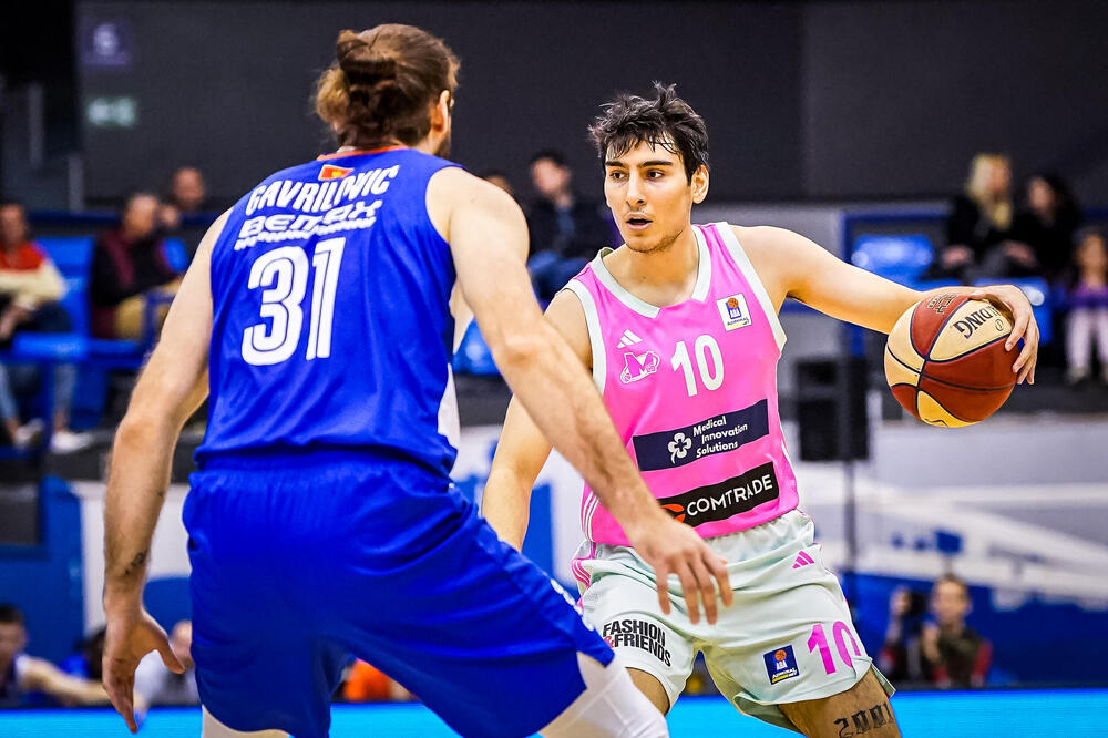 PUKLA STOTKA! Raspucana Mega SRUŠILA Mornar