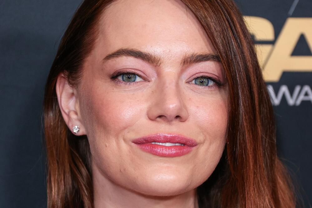 OD VILE NAPRAVILA BAJKU, LJUDI SE BORILI DA KUPE OVU KUĆU: Pogledajte DOM lepe glumice, OVO NE MOŽE SVAKO DA IMA