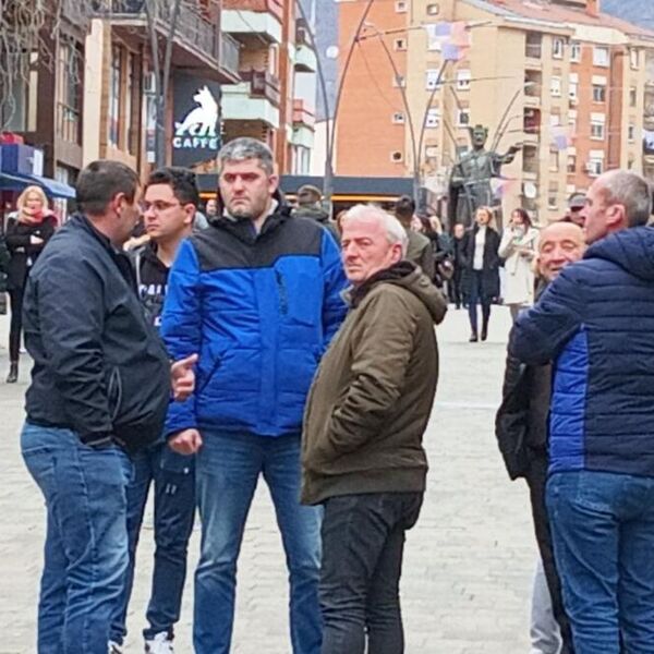 POČEO VELIKI PROTEST SRBA U SEVERNOJ MITROVICI: Danas smo ovde jer nas je muka okupila