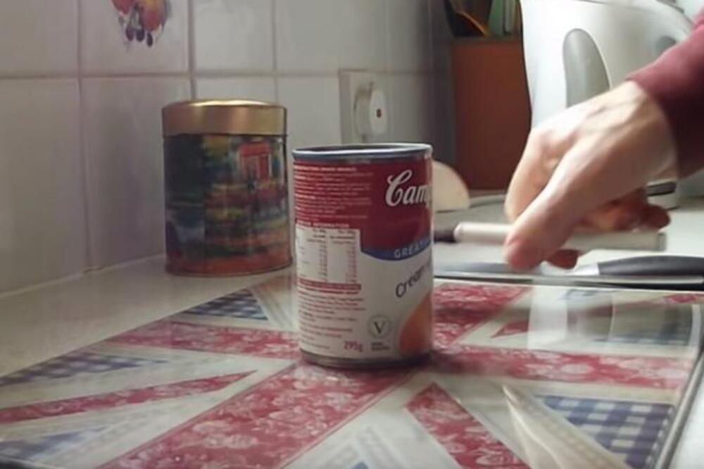 NA SLICI JE OBIČNA KONZERVA, ALI ZA OVOG ČOVEKA TO JE NAJGORI KOŠMAR: Ljudi mu se smeju, ali baš je ozbiljno