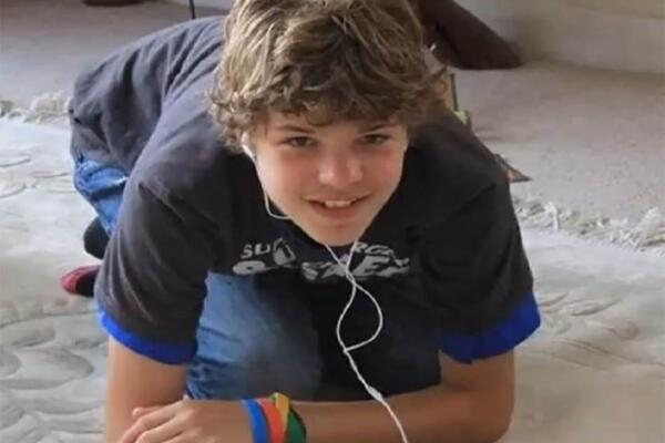 VRBOVAO GA NA INTERNETU 13 MESECI PREKO IGRICA, PA ISKASAPIO! Predator skovao SUROV PLAN (FOTO)