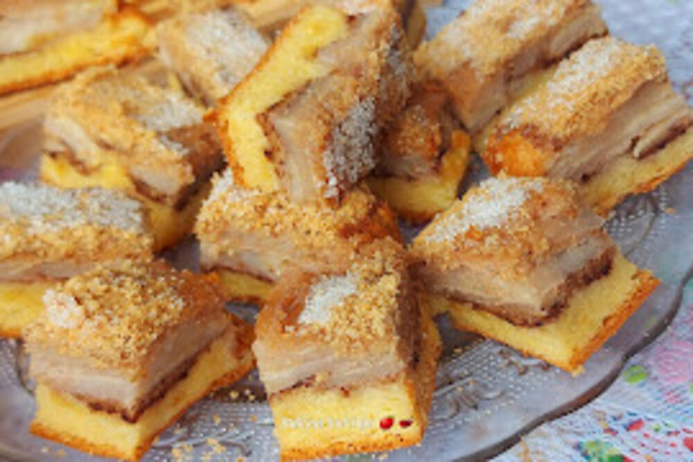 OVAJ KOLAČ SA JABUKAMA SVI PAMTITE IZ DETINJSTVA U JUGI: Recept za koji se mlade domaćice OTIMAJU