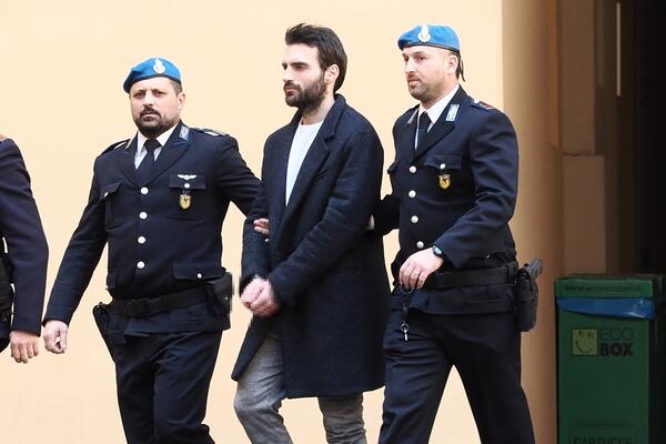 ITALIJANSKI FUDBALER OSUĐEN NA DOŽIVOTNU ROBIJU: Na jeziv način ubio bivšu devojku (FOTO)