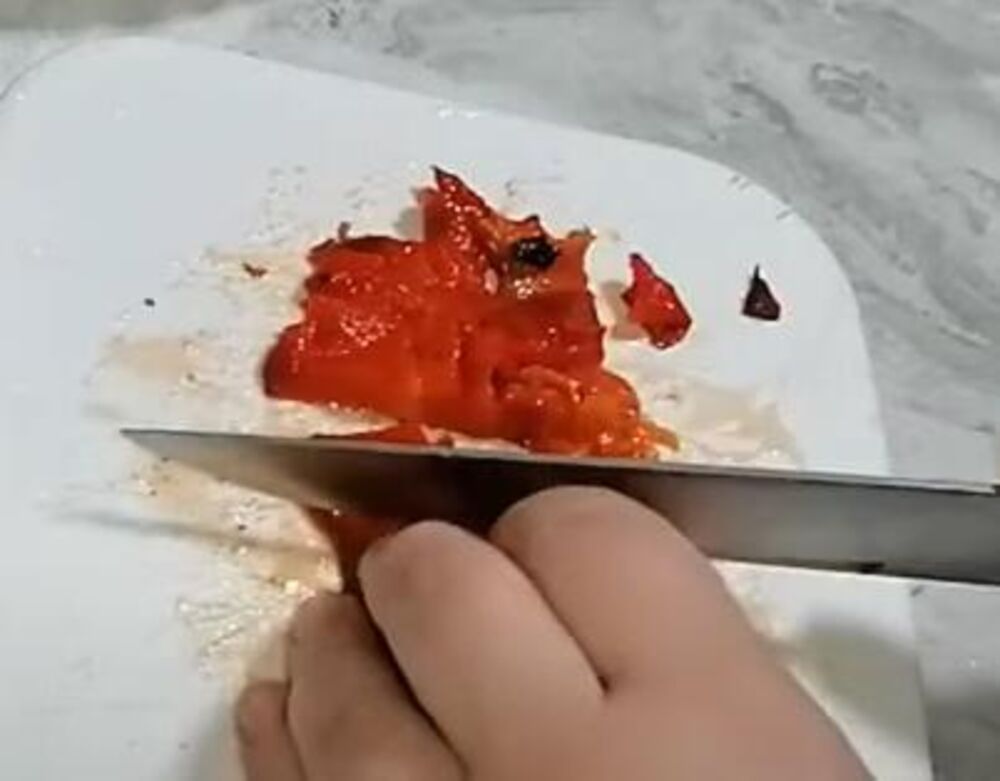 Seckanje pečenih paprika