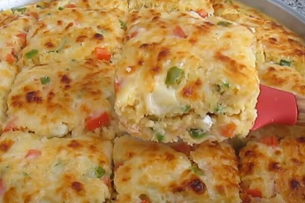 OVAKO TURKINJE PRAVE PITU SA POVRĆEM BEZ KORA: Najsočnija, a jednostavna - recept sa starog papira imaju samo one