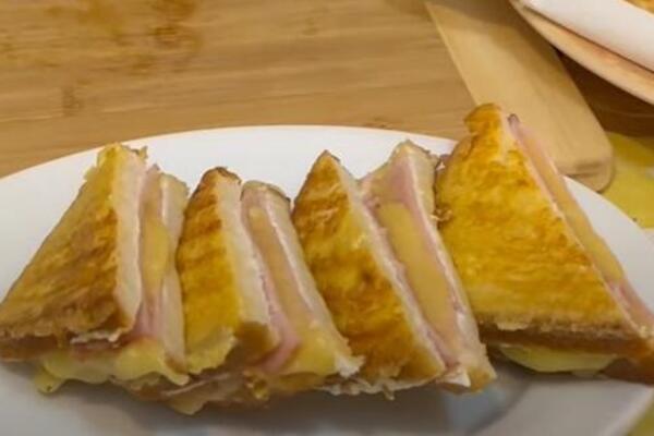 SENDVIČ PRŽENICE IZ RERNE KOJE NEMAJU KONKURENCIJU: Najsočniji doručak - bez trunke ulja (RECEPT)