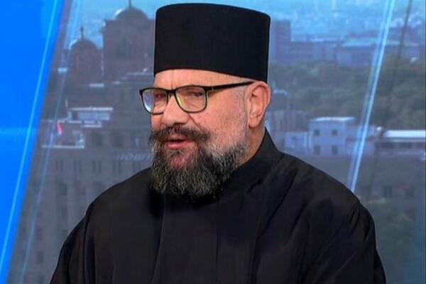 "DAN ZALJUBLJENIH JE PREVARA SVETA, PRAVI HRIŠĆANIN TREBA DA...": Sveštenik Gligorije oštro o SUTRAŠNJEM PRAZNIKU