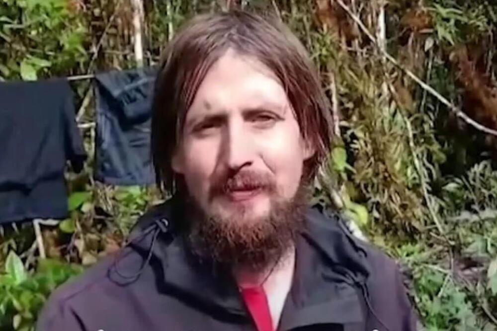 SVI SU MISLILI DA JE MRTAV,A ONDA JE OSVANUO JEZIV SNIMAK IZ DŽUNGLE: Zbog ovoga će vam SRCE PUĆI NA KOMADE (VIDEO)