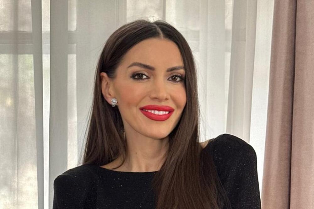 2 DECENIJE VOLI SAMO NJEGA, VAŽNA JE JEDNA STVAR: Lepa voditeljka RTS-a za Espreso o ČOVEKU SVOG ŽIVOTA i LJUBAVI