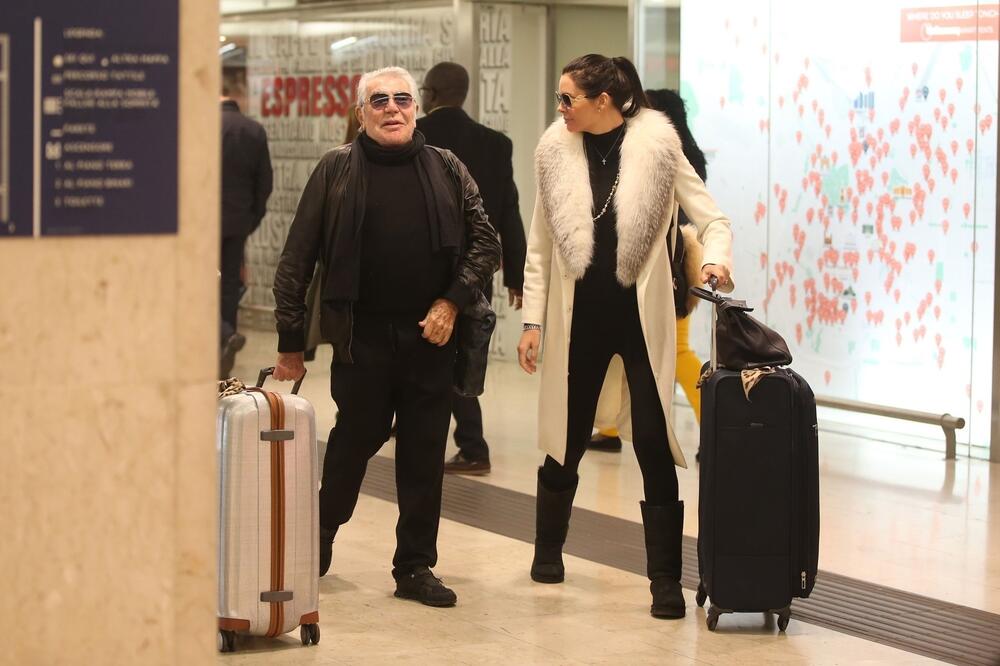 PALENE MENJA I MUŽU I BEBI? Evo šta se desilo sa lepom Sandrom koja partneru od 83 GODINE RODILA SINA ĐORĐA