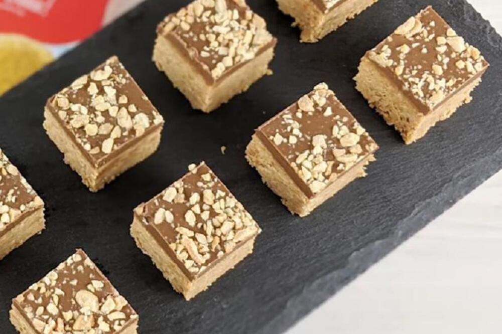 PLAZMA KOCKE SA KIKIRIKI PUTEROM ZALOGAJ KOJI ĆE VAS OSVOJITI: Od ovoga ide voda na usta, neodoljivi su (VIDEO)