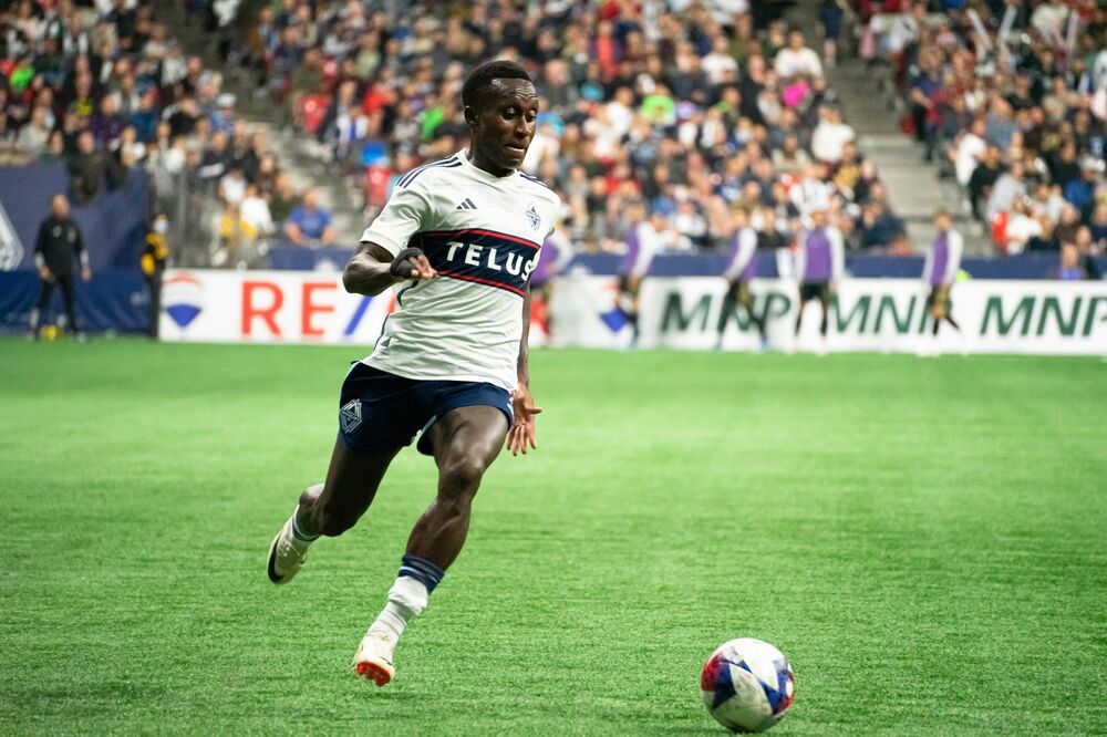 Riči Larjea u dresu Vankuvera