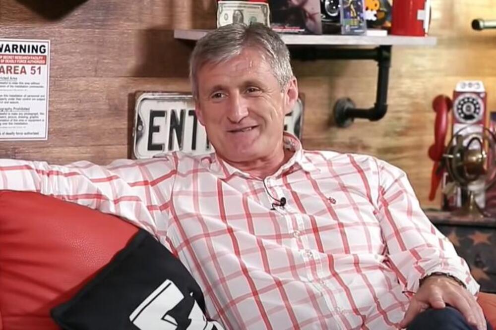 JARNI SE OGLASIO POSLE SMENE: Odgovorio na GNUSNE uvrede napadača Dinama!