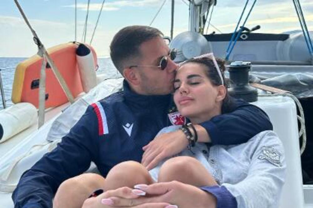 Stigle rode kod Jovane i Bogdana! Ona nikad srećnija, bivši Cecin dečko postao...