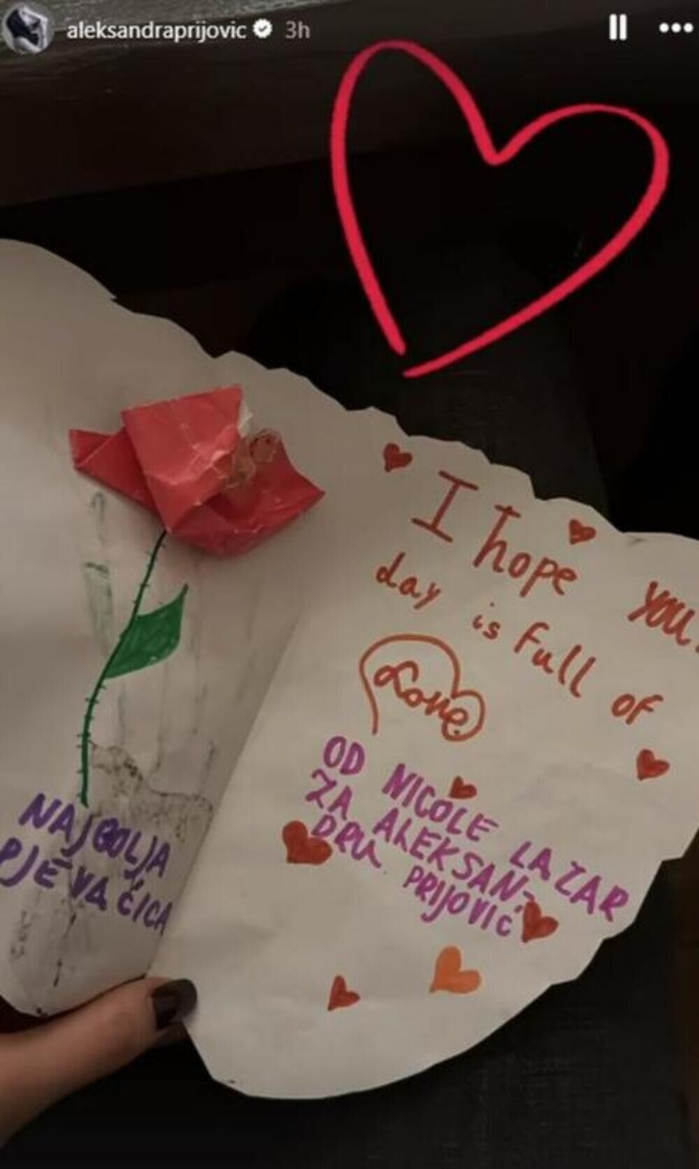 Ovome se nikako nije nadala, javno objavila poruku 