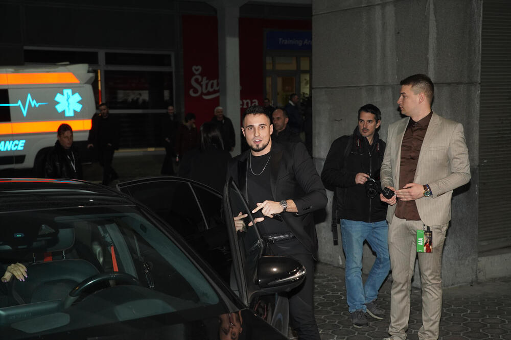 BEOGRAĐANKE SU OKRTALE GLAVU ZA OVIM DASOM: Bogat, lep i mlad, SAN SVAKE SPRKINJE