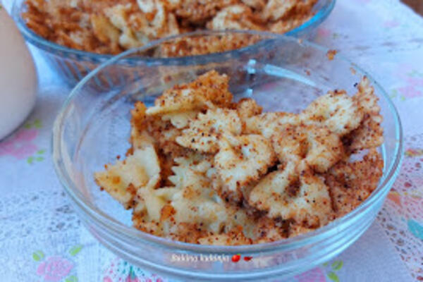 ZABORAVLJENA STARINSKA POSLASTICA NA KOJOJ SU GENERACIJE ODRASLE: Bakin recept za slatke MAKARONE sa rogačem