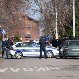 SILOVAO BOLESNU I NEPOKRETNU TAŠTU (78), VOZAČ SANITETA POGINUO, INSPEKTORKA U BOLNICI! Užas nad užasima u Leskovcu