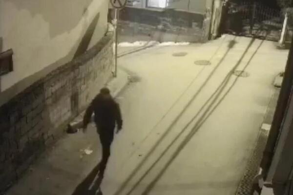 USNIMLJEN MUŠKARAC ZBOG KOJEG JE CEO NOVI PAZAR U PANICI: Šeta se sa NOŽEM U RUCI, potraga i dalje traje (VIDEO)