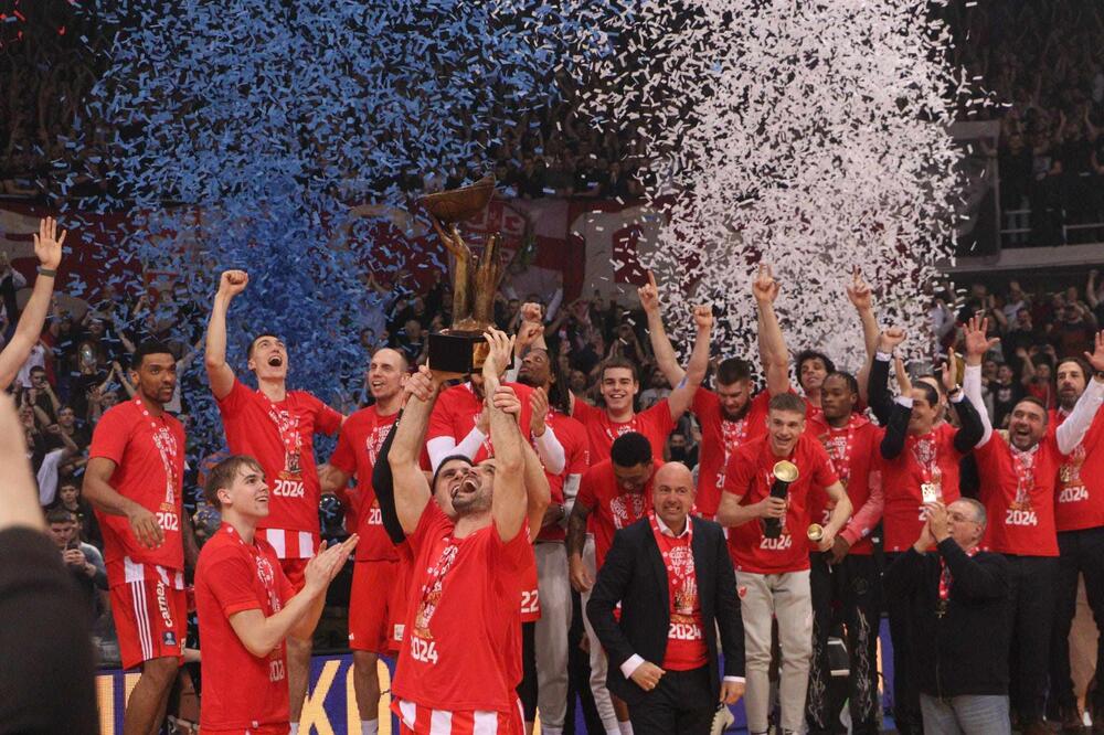 KOŠARKAŠ ZVEZDE POSTAO OTAC! Crveno-bela porodica bogatija za jednog malog dečaka (FOTO)