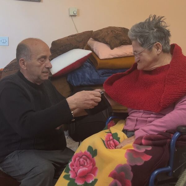 GODINAMA JE SAM NOSI NA RUKAMA: Potresna ljubavna priča o MIODRAGU I SLAVICI rastopiće i najtvrđa srca (FOTO)