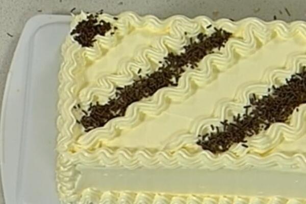 BRZA MLEČNA TORTA OD JEFTINIH SASTOJAKA PO RECEPTU IZ STARE SVESKE: Domaćice, zapisujte ovu fantastičnu poslasticu