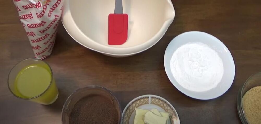 Sastojci za kuglice sa čokoladom, plazmom i lešnikom