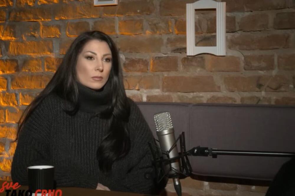 "POMISLILA SAM ŠTA SAM JA TO RODILA..." Potresna ispovest Nadežde Biljić o porođaju, ovo joj je NAJTEŽE PALO