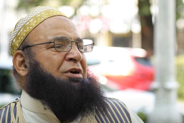 "MUSLIMANSKA MAJKA TEREZA": On je pravi HEROJ, usvojio je više od 80 BOLESNE DECE pred smrt, a pružio im je...