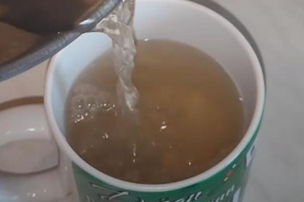 OVAJ SRPSKI ČAJ JE SINONIM ZA ZDRAVLJE POMAŽE I MUŠKARCIMA I ŽENAMA A DONELI GA TURCI: Pije se da bi OTERAO BOLESTI