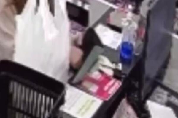 NEZAPAMĆENA KRAĐA U PRODAVNICI U BEOGRADU: Prevarantkinja uhvaćena NA DELU (VIDEO)
