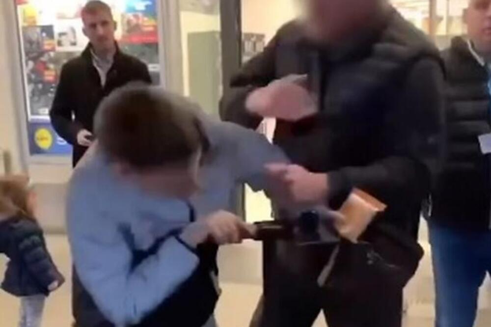 SASLUŠAN BEOGRAĐANIN KOJI JE TUKAO DETE ISPRED SUPERMARKETA U ŽELEZNIKU: Mučan SNIMAK digao celu Srbiju na noge!