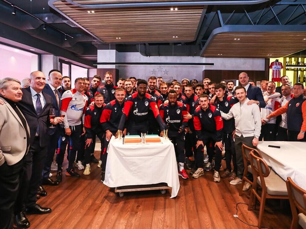 Proslava - Žan Filip Kraso