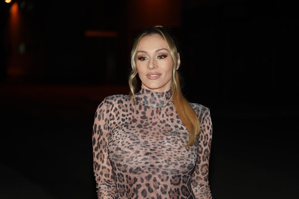 "ONDA SAM SHVATILA DA JE TO BAŠ NEKO PROKLETSTVO" Anabela Atijas progovorila o IZAZOVIMA sa kojima se suočila