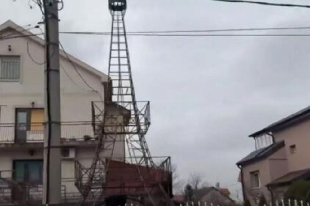 Miškov Ajfelov toranj u Sremčici